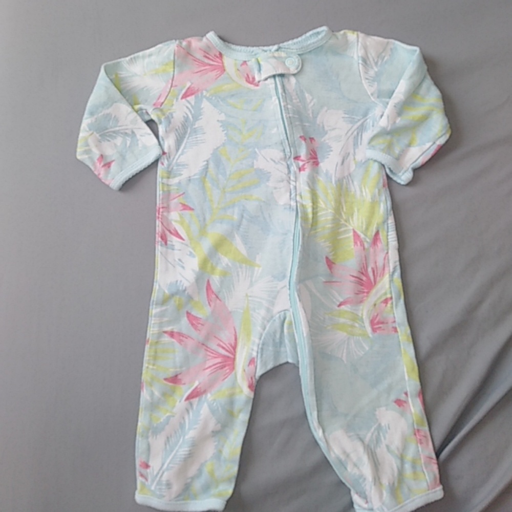 Hawiian themed babygirl romper.